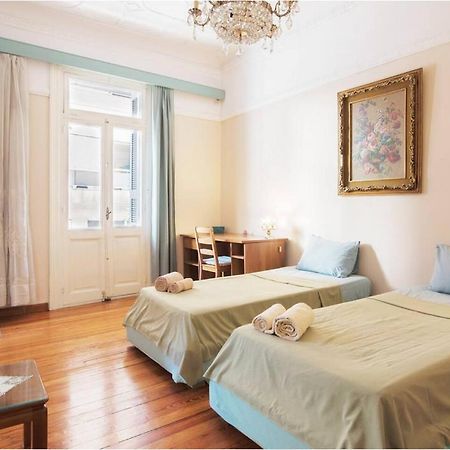 Neoclassical House In The Center Of Atene Esterno foto