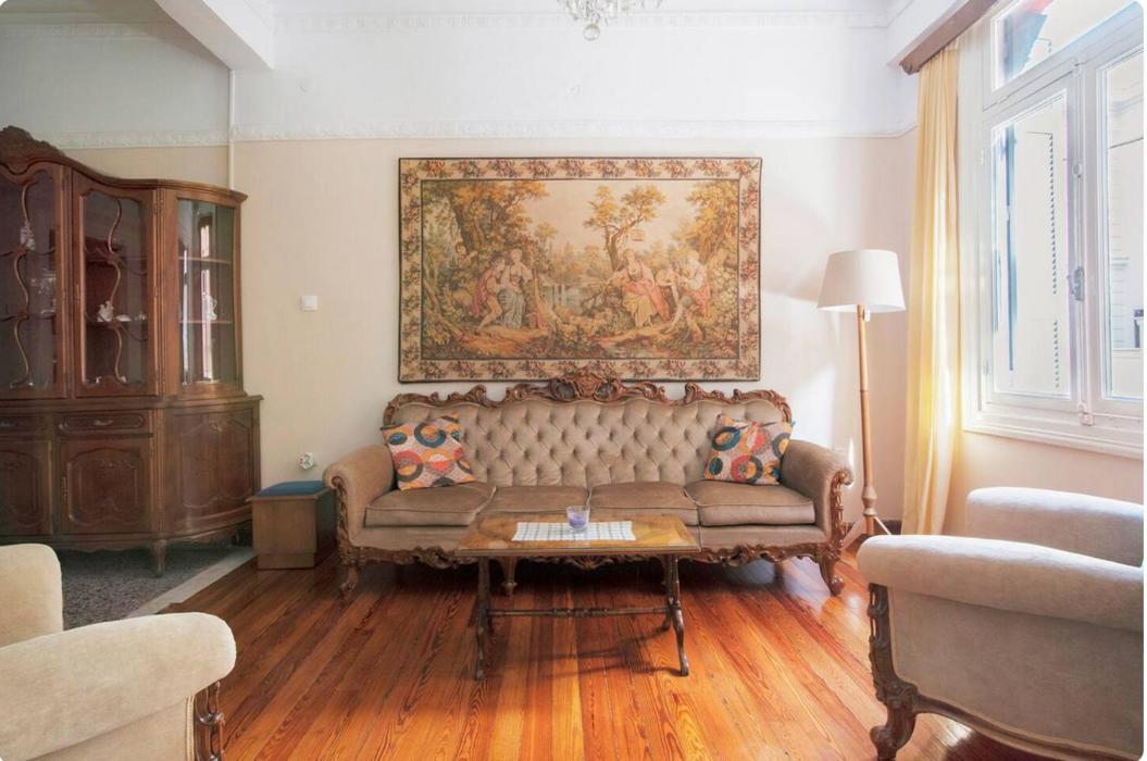 Neoclassical House In The Center Of Atene Esterno foto